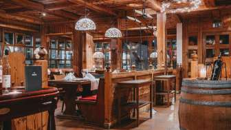 Adlerstube - Sunstar