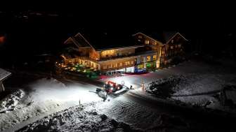 Aussenansicht im Sommer